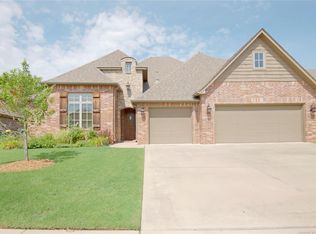 11010 S Sycamore St, Jenks, OK 74037