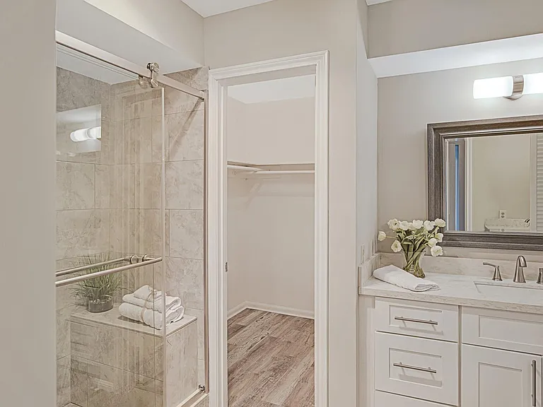 15070 Kimberley Ct — Photo 32