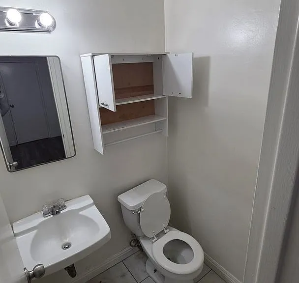 1020 N Curson Ave — Photo 7