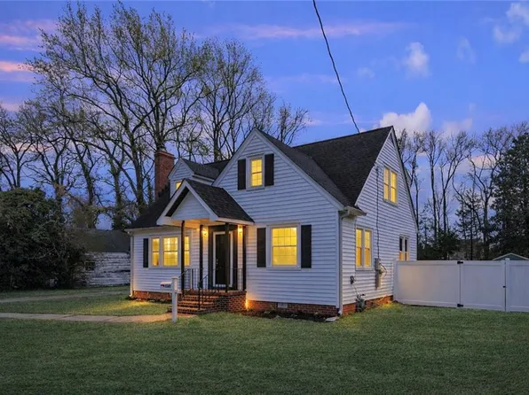 1263 W Queen St, Hampton, VA 23669