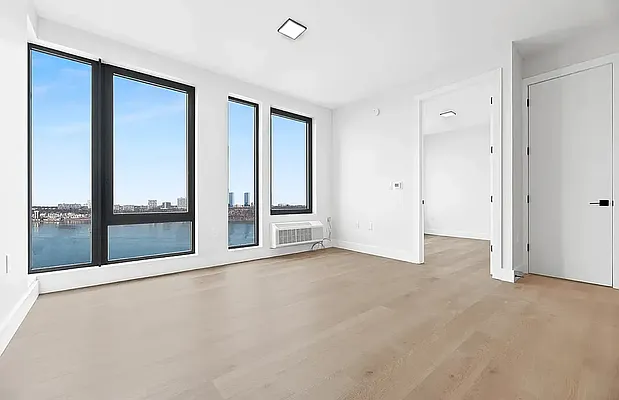 Rented by REAL New York | media 29