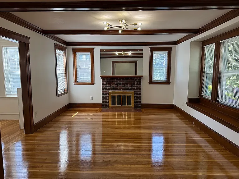 23-25 Stearns Rd #1 — Photo 3