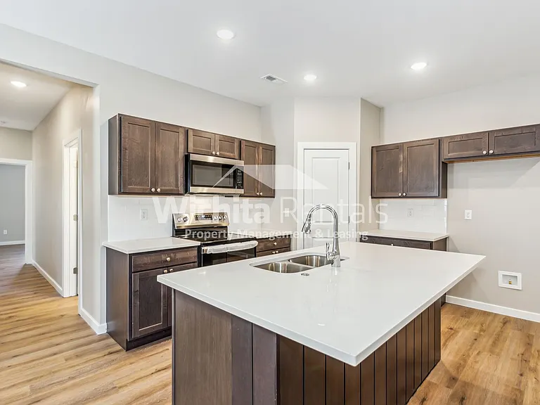 5030-5032 S Sycamore Ave — Photo 5