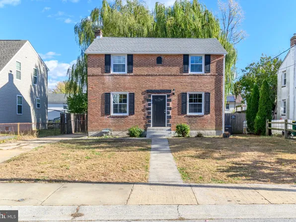 115 Atlas Dr, New Castle, DE 19720