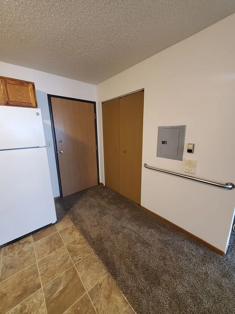 Parkview 2 — Photo 2