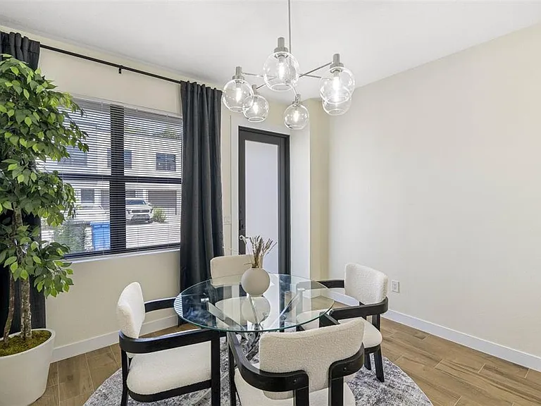 4340 Villa Alina Ct — Photo 21