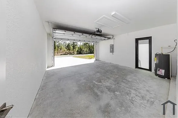3 bed, 1562 sqft, $2,000 — Photo 2