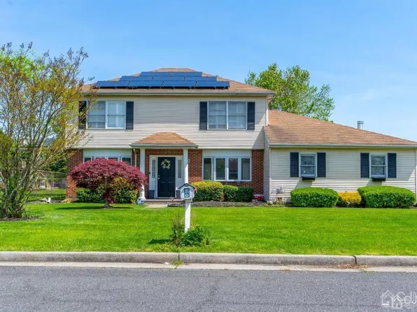 51 Diana Dr, South Plainfield, NJ 07080