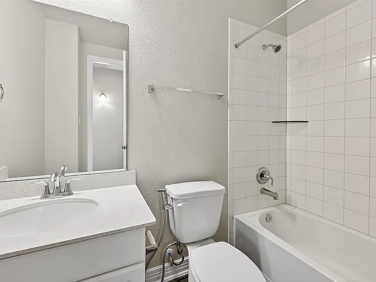 4018 Martin Ridge Dr — Photo 33