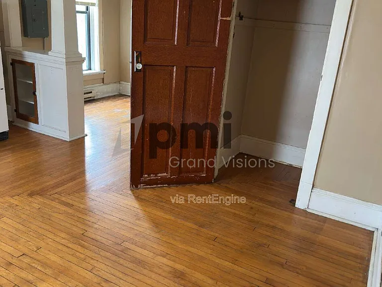 601 Monroe Ave #26 — Photo 11