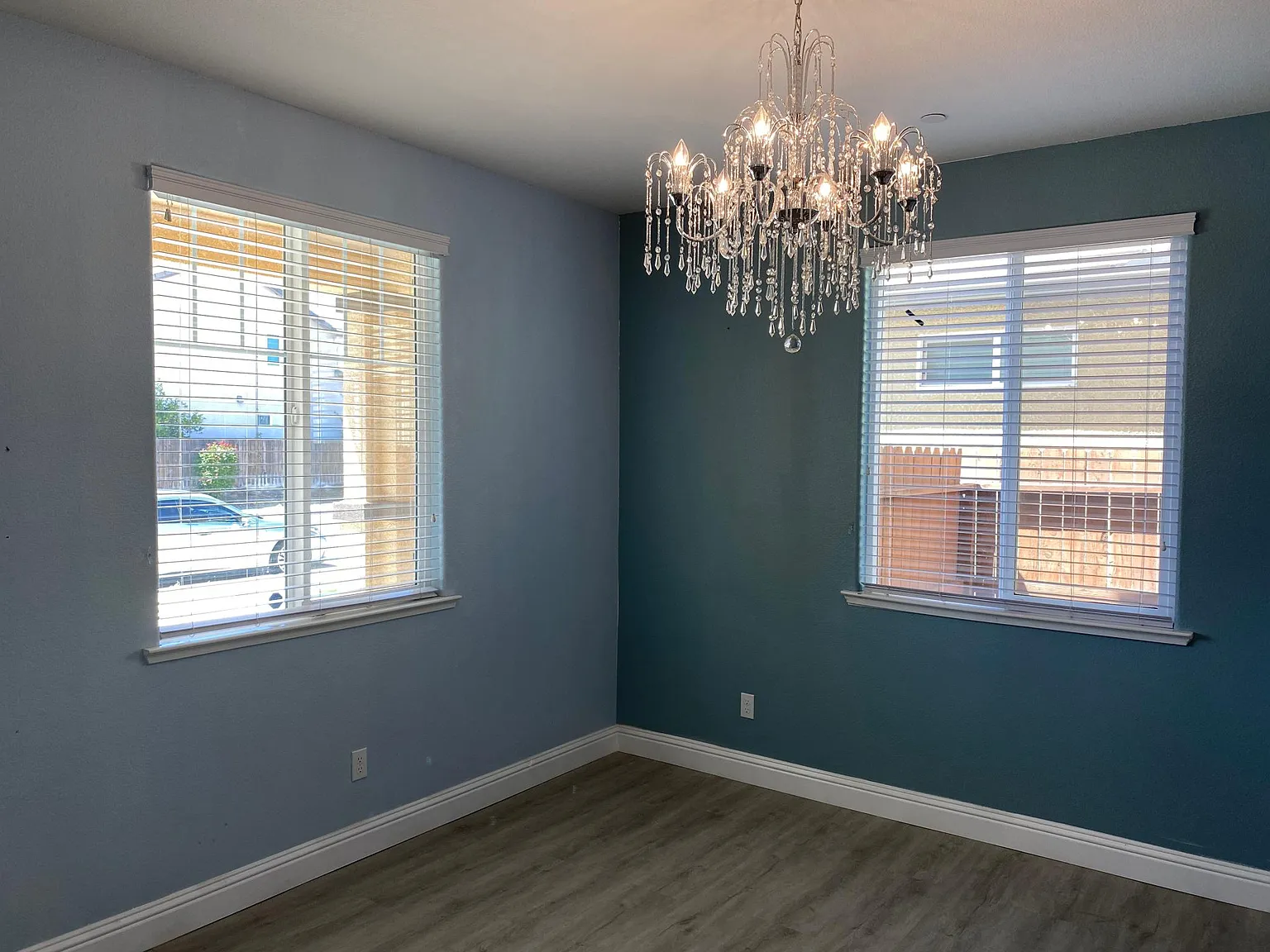 7098 N Rumi Ave — Photo 2