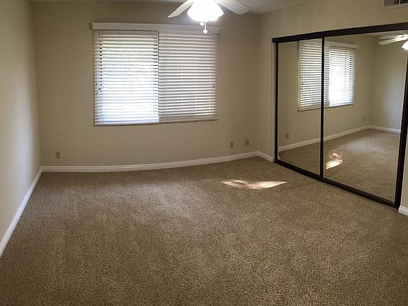 4th image of 430 S Niagara St APT 101