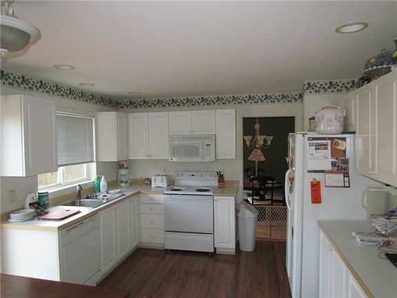 2nd image of 6315 91st St E