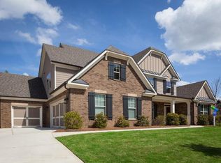 5453 Oconee Dr, Douglasville, GA 30135