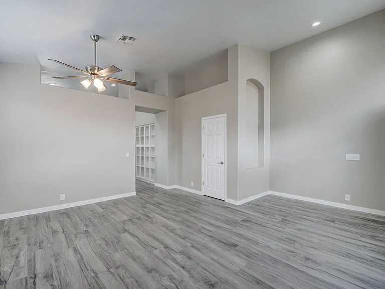 3720 S Heath Way — Photo 5