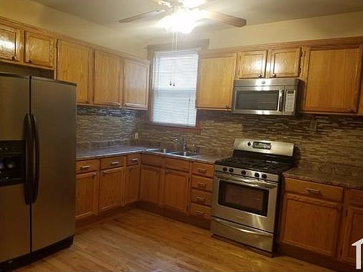 4th image of 4739 W Congress Pkwy Floor 2
