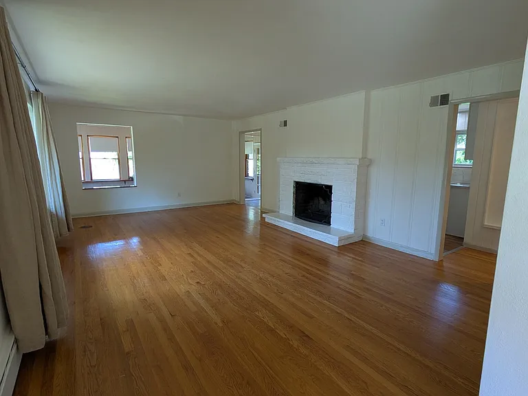 65 Ridge Line Dr — Photo 3