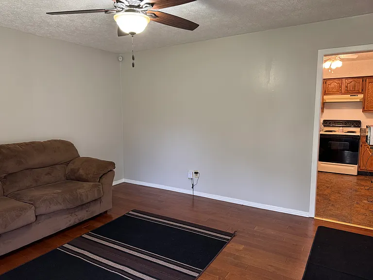 2849 Gardenia Dr — Photo 6