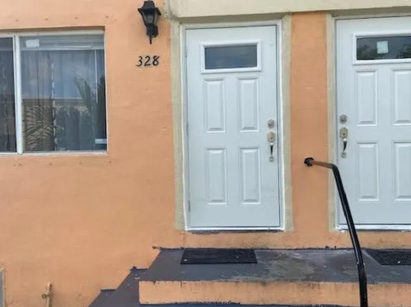 328 NW 84th Ter #328, Miami, FL 33150