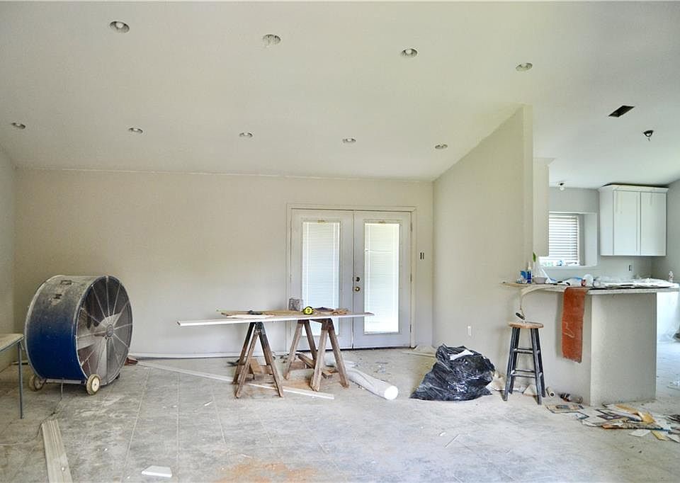 1028 Kingsway Dr W, Gretna, LA 70056 Zillow