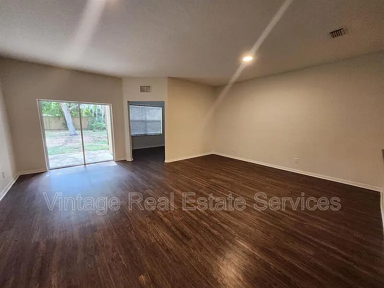 9333 Stone River Pl — Photo 10
