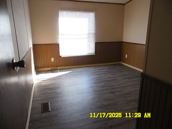 5th image of 71 Winding Ln