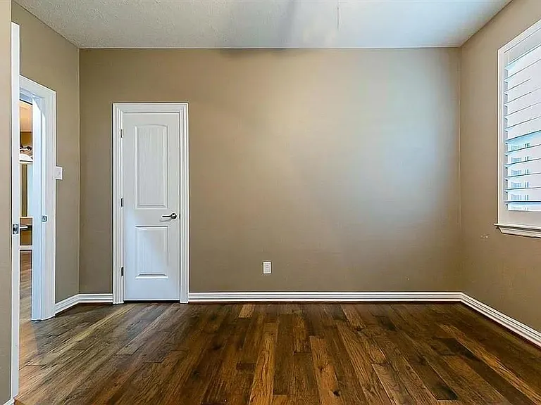 5823 Centennial Glen Dr — Photo 15