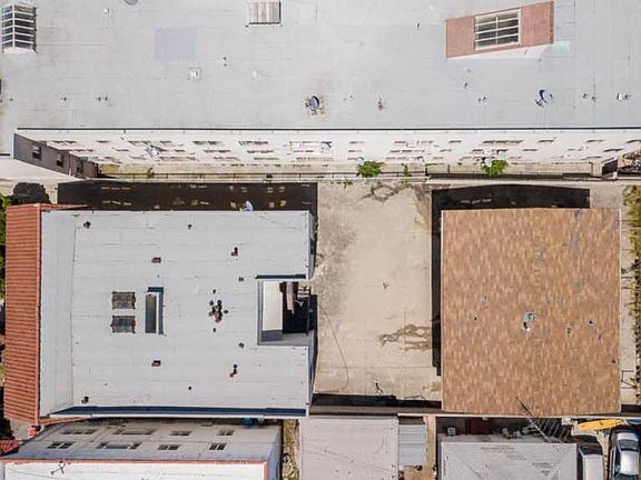 5th image of 3623 Bellevue Ave