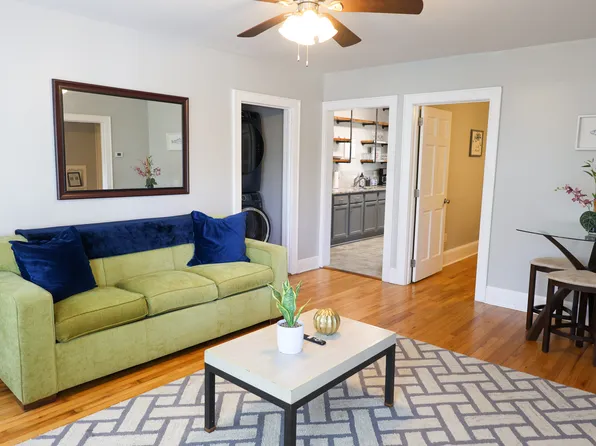 1300 S Court St #1304, Montgomery, AL 36104