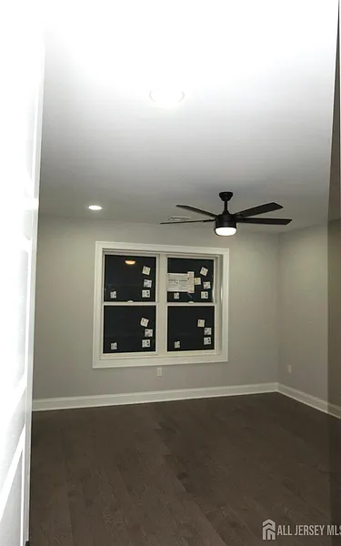 Thumbnail 18