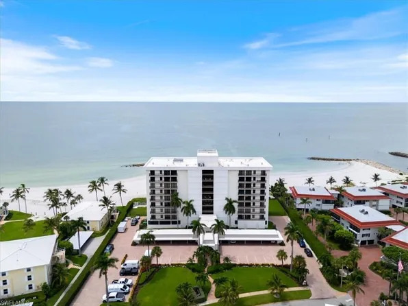 2171 Gulf Shore BLVD N #701, NAPLES, FL 34102