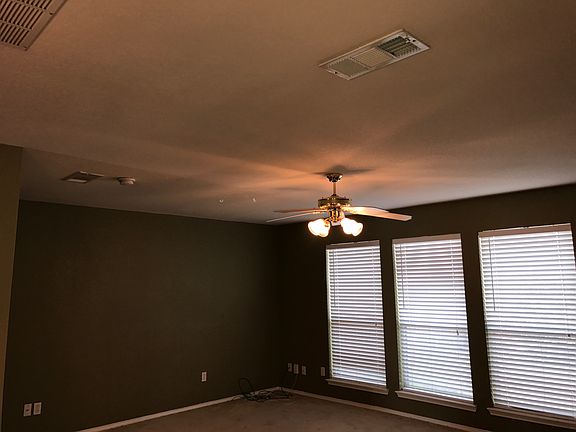 4th image of 1075 Enfilar Ln