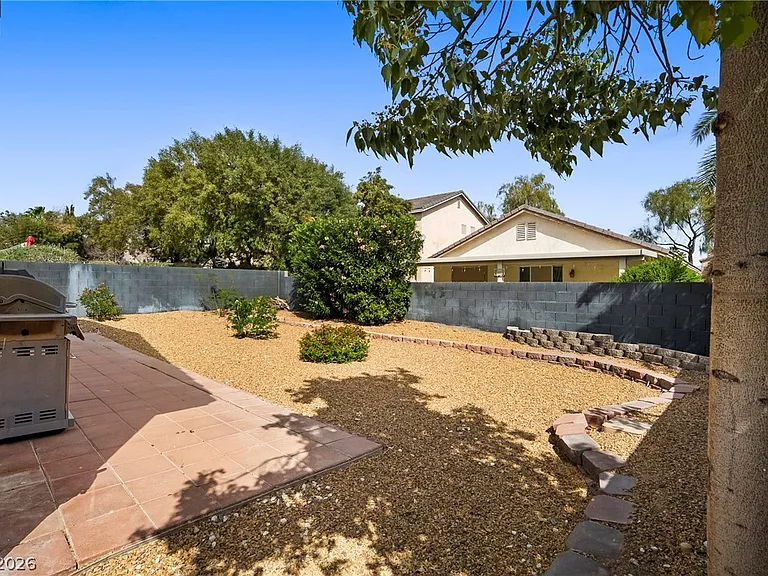 8824 Iron Hitch Ave — Photo 29
