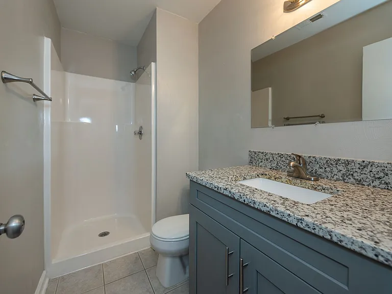 Pelican Dock Apartments — Photo 10