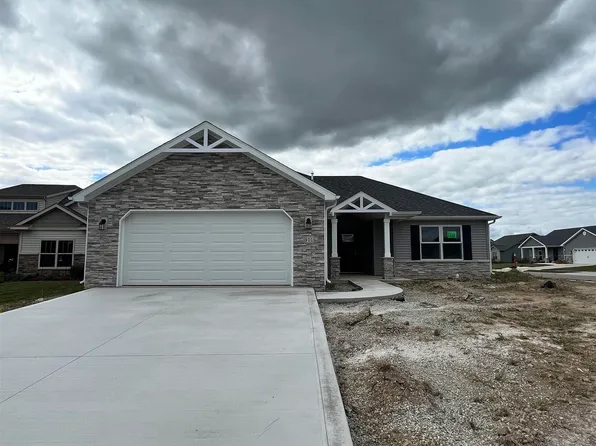 101 Paul Ct, Roanoke, IN 46783