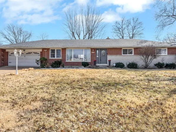 2468 Telford Dr, Saint Louis, MO 63125