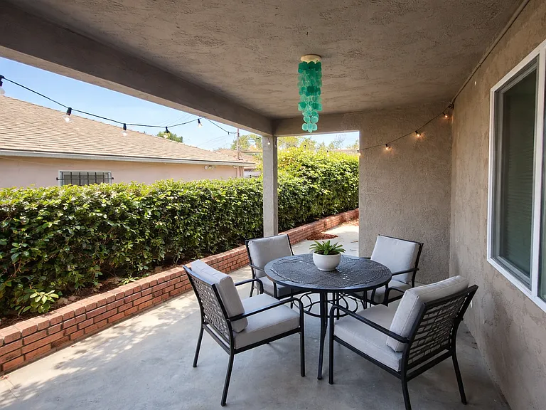 6112 Pembroke Dr — Photo 19
