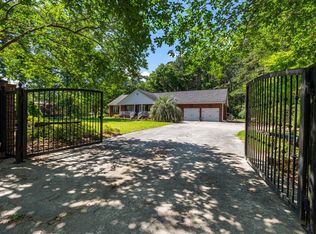 1760 Black Tom Rd, Moncks Corner, SC 29461