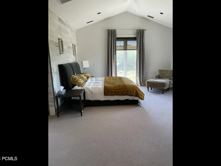 1135 E Lasso Trl — Photo 17