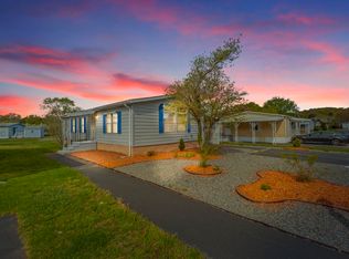 7 Princess Ave, Attleboro, MA 02703