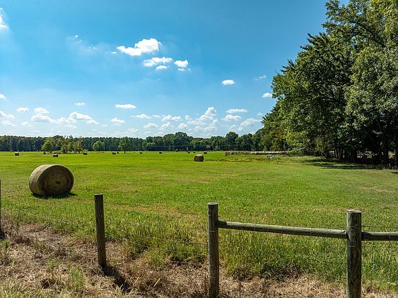 3rd image of 0 Sunshine Ln