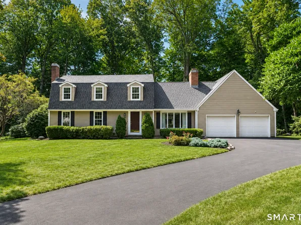 35 Briar Hill Road, Avon, CT 06001