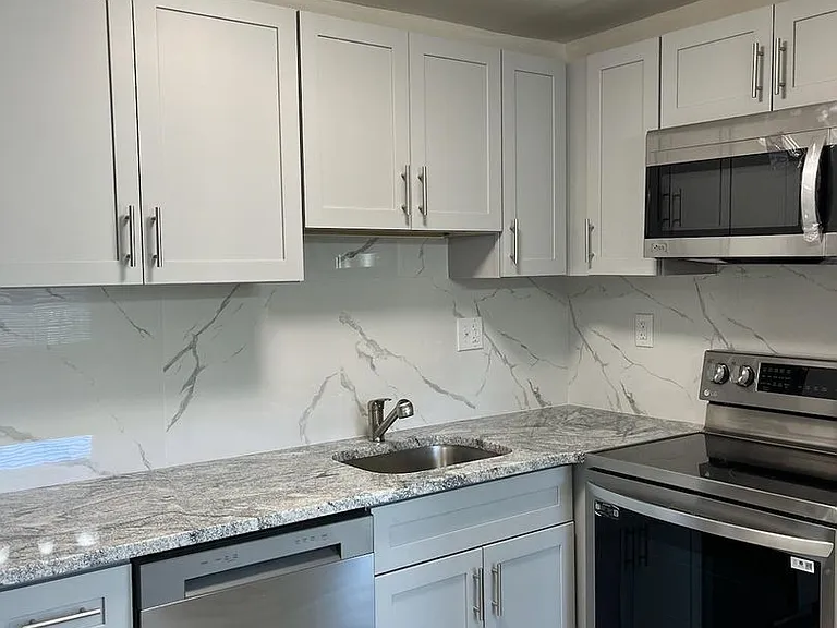 22 Wexford Dr — Photo 1