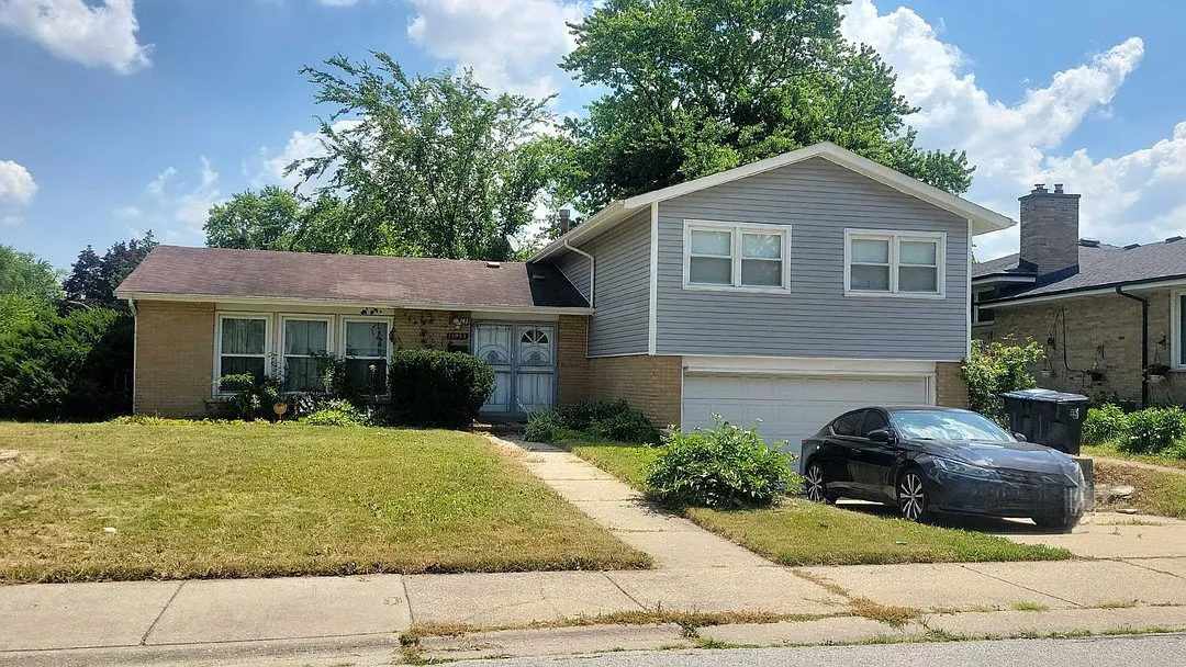 15933 Ellis Ave photo 1