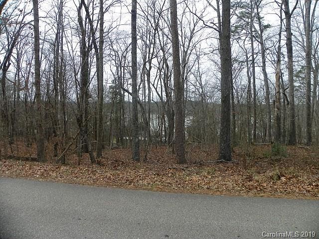 2nd image of 160-166 170 176 Skyline Drive 413 #414-411-412