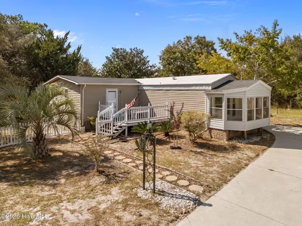 4243 Main Sail Street SE, Southport, NC 28461