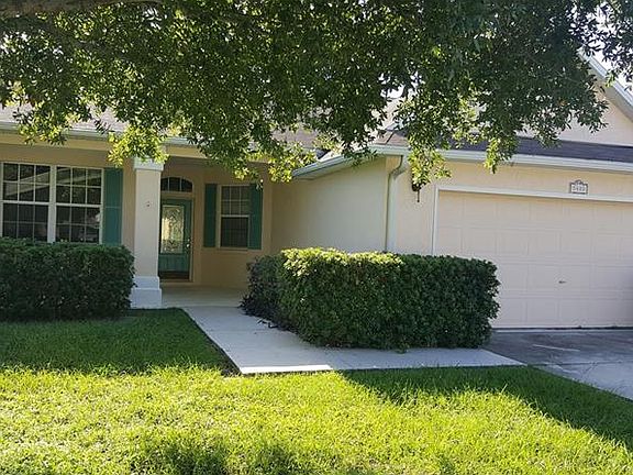 2nd image of 5480 Moon Valley Dr