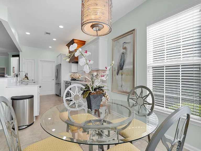 17 Thomas Bee Dr — Photo 25