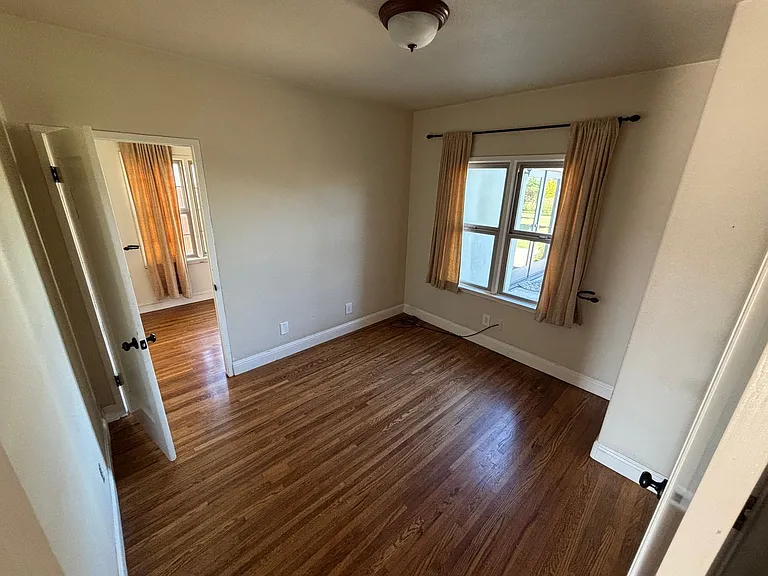 269 Tognazzini Ave — Photo 9