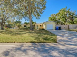1690 Delaware Ave NE, Saint Petersburg, FL 33703